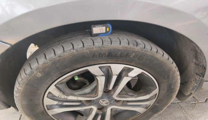 2019 Tata Tiago XZA PETROL, Petrol, Automatic, 1,05,306 km, tyre