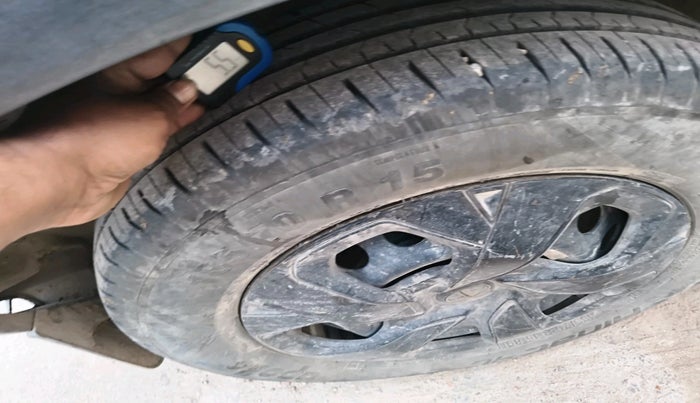 2023 Tata PUNCH ADVENTURE AMT, Petrol, Automatic, 20,608 km, tyre