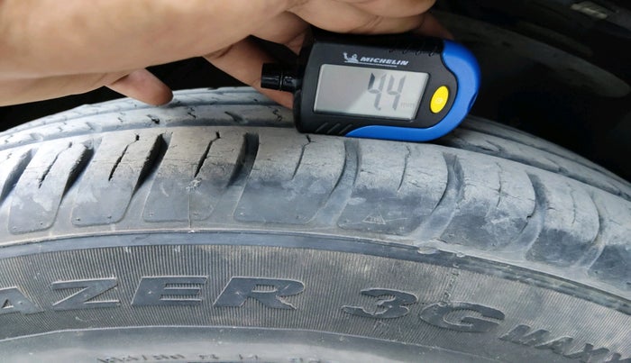 2021 Maruti Swift VXI, Petrol, Manual, 26,252 km, tyre