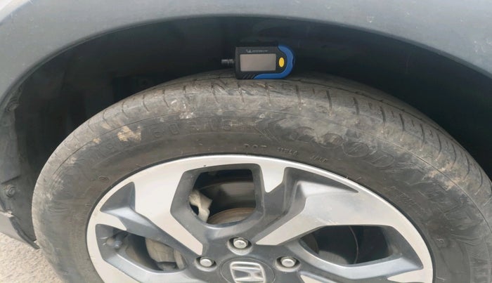 2016 Honda BR-V 1.5L I-VTEC V CVT, Petrol, Automatic, 97,833 km, tyre