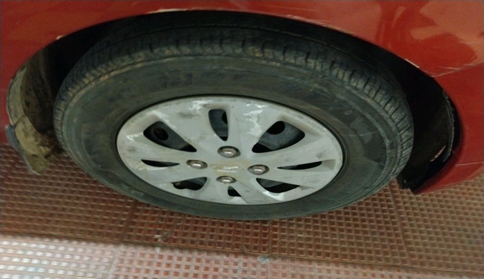 2013 Hyundai i10 MAGNA 1.2, Petrol, Manual, 87,567 km, tyre