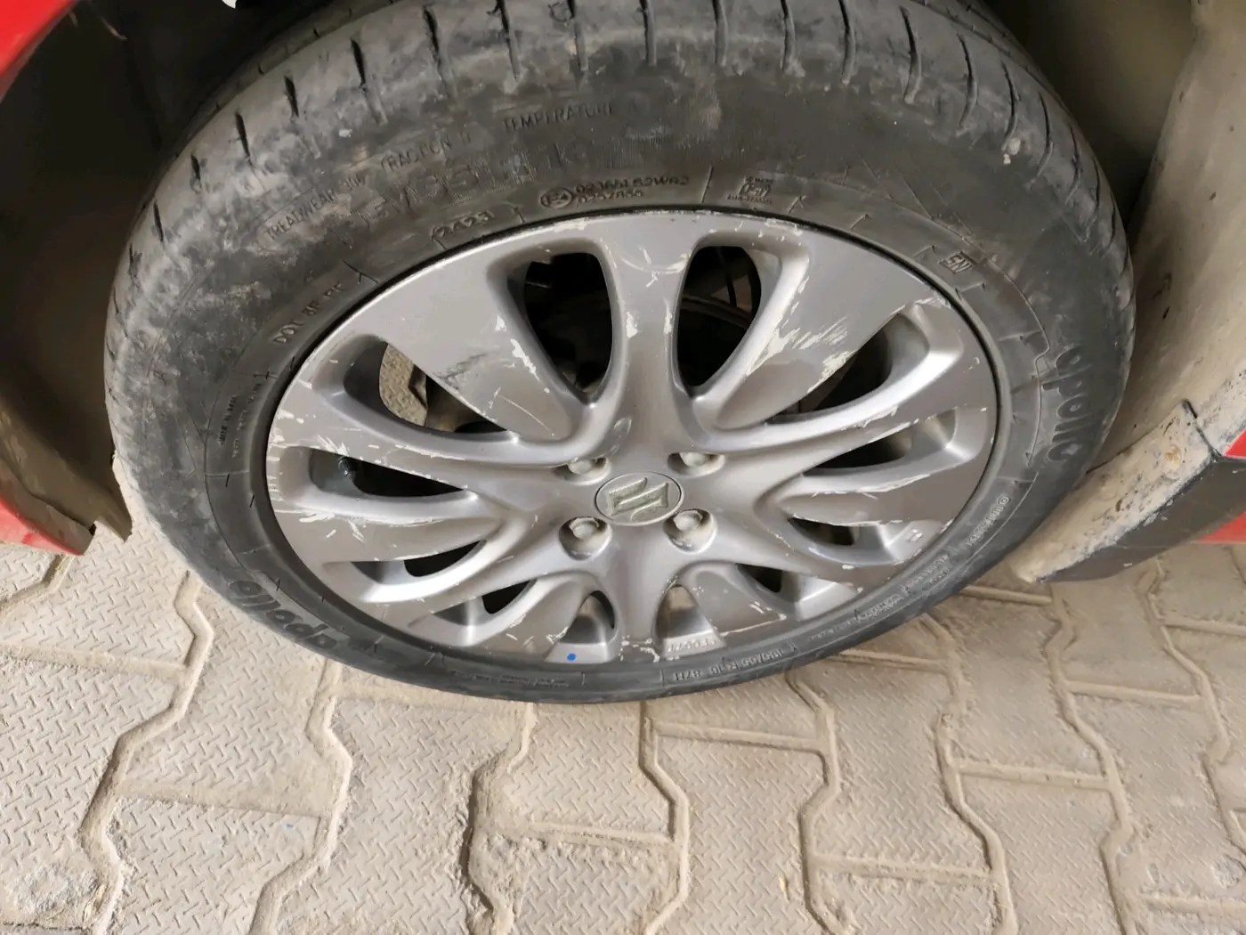 2017 Maruti Baleno ZETA CVT PETROL 1.2, Petrol, Automatic, 79,220 km, tyre