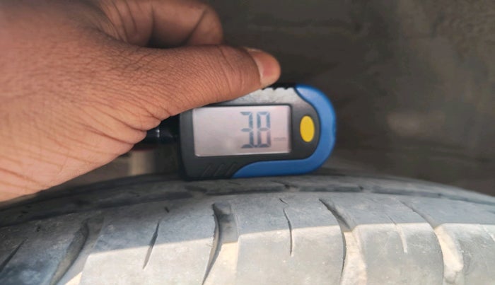 2019 Honda Amaze 1.2L I-VTEC E, CNG, Manual, 68,203 km, tyre