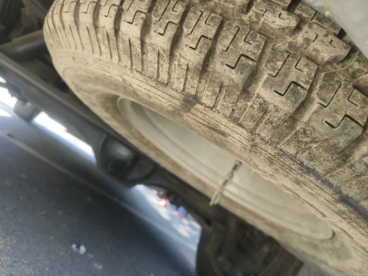 2019 Tata Hexa XTA 4X2 6 STR, Diesel, Automatic, 97,958 km, tyre