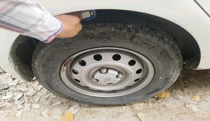 2015 Hyundai i10 MAGNA 1.1, Petrol, Manual, 67,303 km, tyre