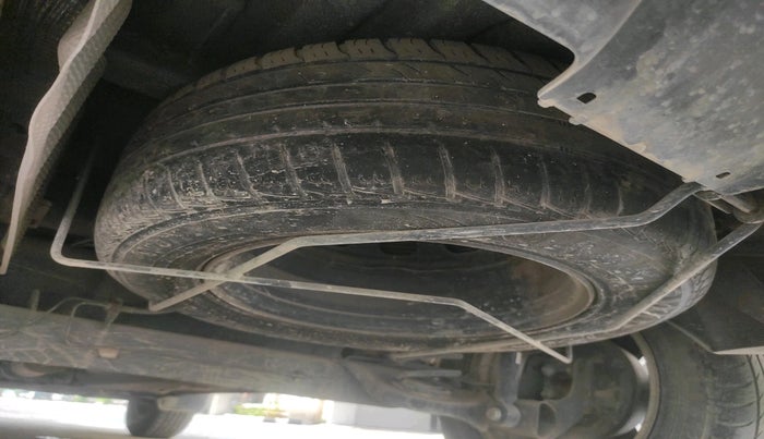 2017 Renault Duster RXS CVT, Petrol, Automatic, 58,511 km, tyre