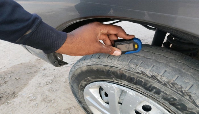 2023 Maruti Eeco 5 STR AC CNG, CNG, Manual, 33,485 km, tyre