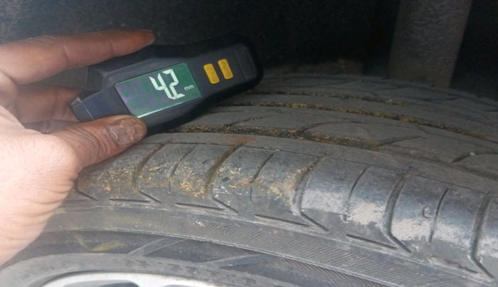 2019 Maruti Baleno ZETA PETROL 1.2, Petrol, Manual, 1,08,596 km, tyre