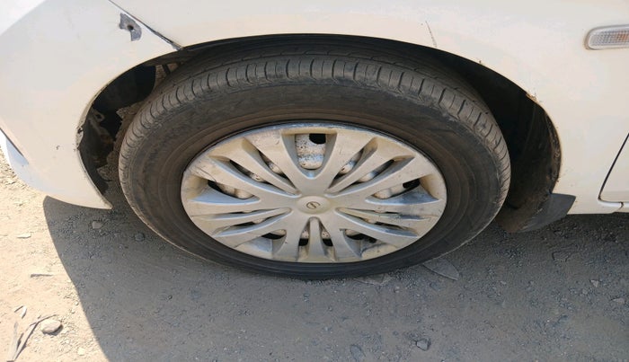 2014 Honda Mobilio 1.5L I-DTEC E, Diesel, Manual, 97,264 km, tyre