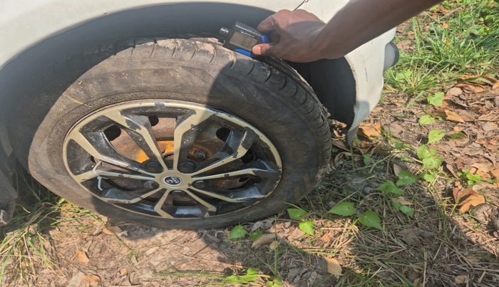 2011 Ford Figo EXI 1.4 DIESEL, Diesel, Manual, 1,34,654 km, tyre