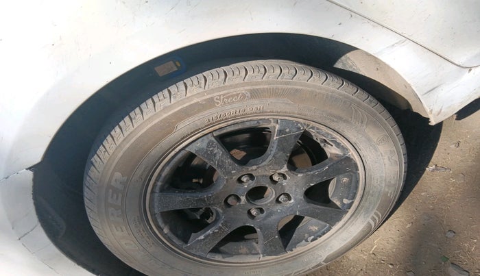 2011 Chevrolet Cruze LTZ AT, Diesel, Automatic, 1 km, tyre