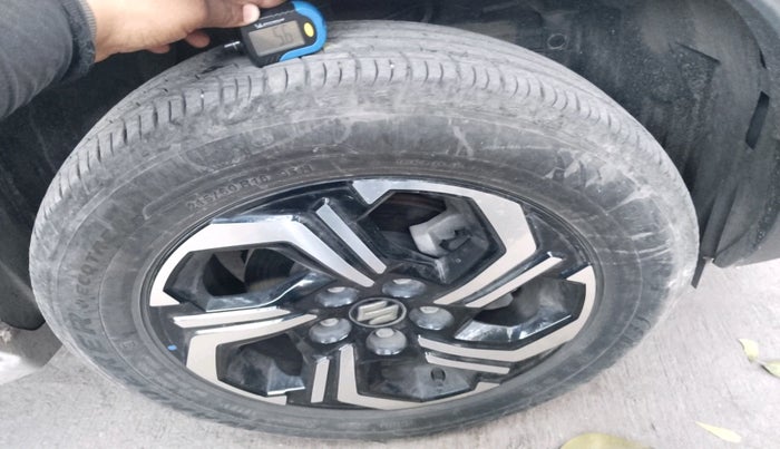 2024 Maruti BREZZA LXI S- CNG, CNG, Manual, 11,978 km, tyre