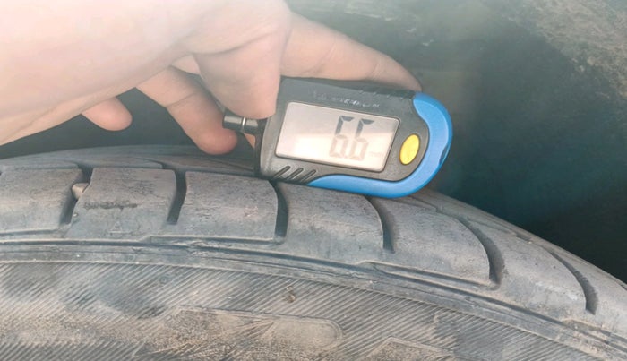 2012 Skoda Laura ELEGANCE 2.0 TDI CR AT, Diesel, Automatic, 1,08,091 km, tyre