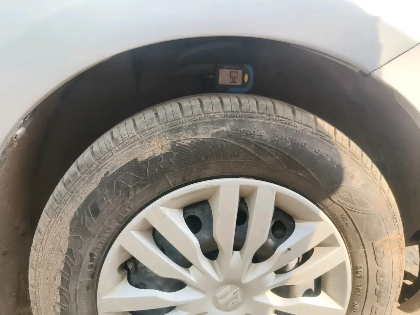 2019 Maruti Dzire VXI, Petrol, Manual, 88,467 km, tyre