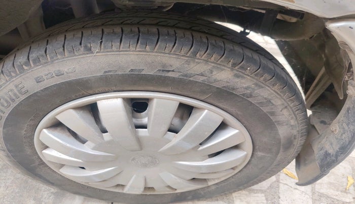 2005 Maruti Zen LXI, Petrol, Manual, 80,877 km, tyre