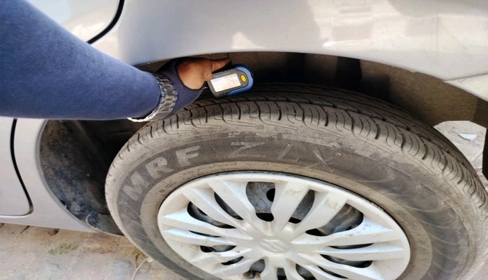 2020 Maruti Dzire VXI, Petrol, Manual, 84,465 km, tyre