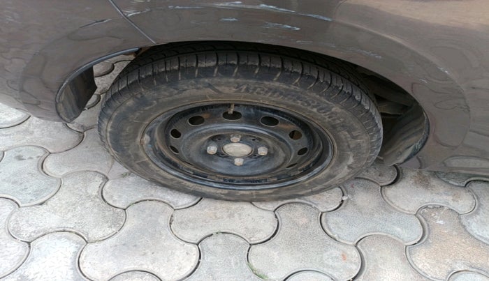 2017 Tata TIGOR XT PETROL, Petrol, Manual, 82,401 km, tyre