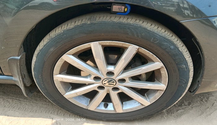 2017 Volkswagen Polo GT TSI AT, Petrol, Automatic, 57,555 km, tyre