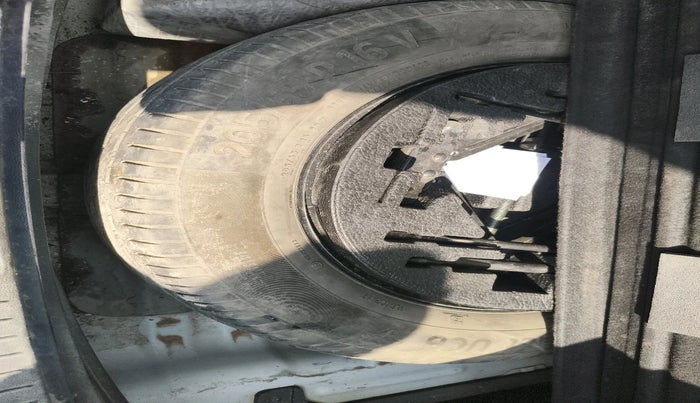 2019 Hyundai Creta EX 1.4 DIESEL, Diesel, Manual, 1,30,880 km, tyre