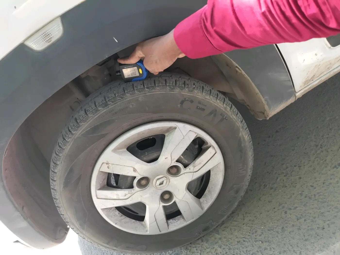 2019 Renault Kwid RXL, Petrol, Manual, 56,760 km, tyre
