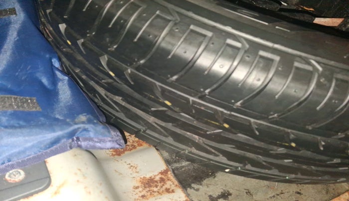 2015 Hyundai Creta SX PLUS AT 1.6 DIESEL, Diesel, Automatic, 89,466 km, tyre