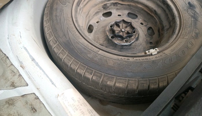 2018 Volkswagen Polo COMFORTLINE 1.0L MPI, Petrol, Manual, 65,001 km, tyre