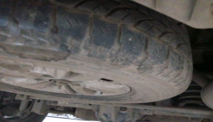 2014 Ssangyong Rexton RX7, Diesel, Automatic, 1,88,481 km, tyre