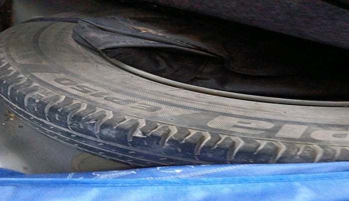 2021 Tata ALTROZ XE PETROL, Petrol, Manual, 72,835 km, tyre