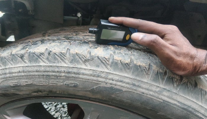 2021 Mahindra Bolero B6 (O), Diesel, Manual, 1,09,614 km, tyre