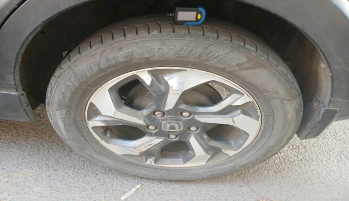 2016 Honda BR-V 1.5L I- DTEC V, Diesel, Manual, 1,39,351 km, tyre