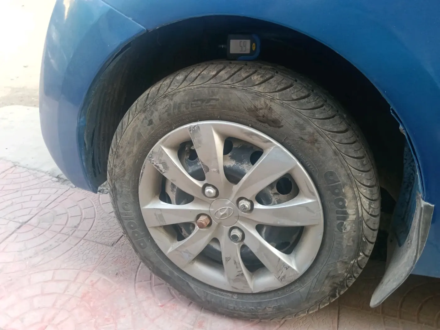 2012 Hyundai Eon MAGNA +, Petrol, Manual, 26,865 km, tyre
