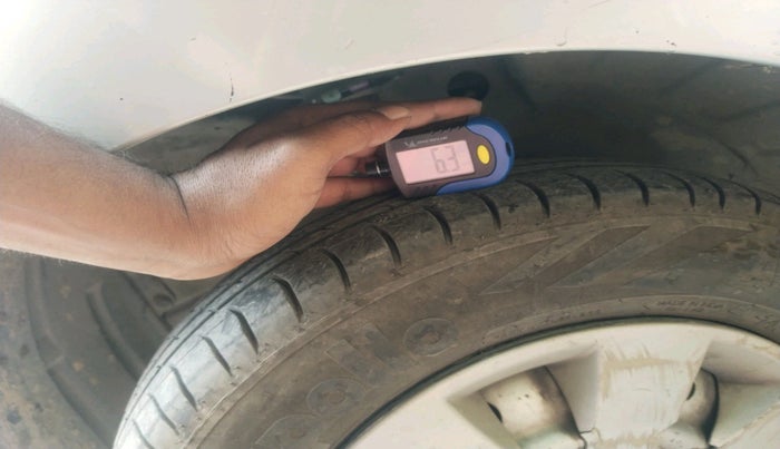 2013 Maruti Wagon R 1.0 LXI, Petrol, Manual, 91,703 km, tyre