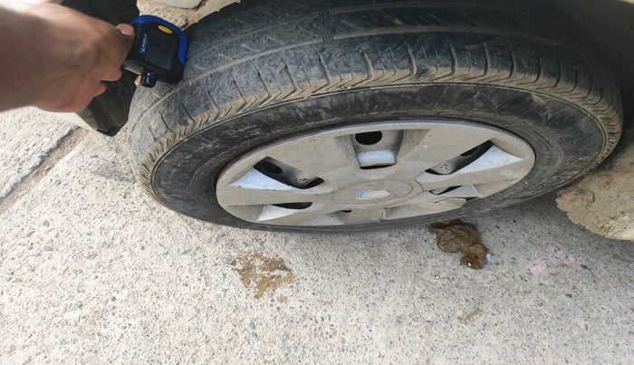 2017 Maruti Wagon R 1.0 LXI, CNG, Manual, 72,967 km, tyre