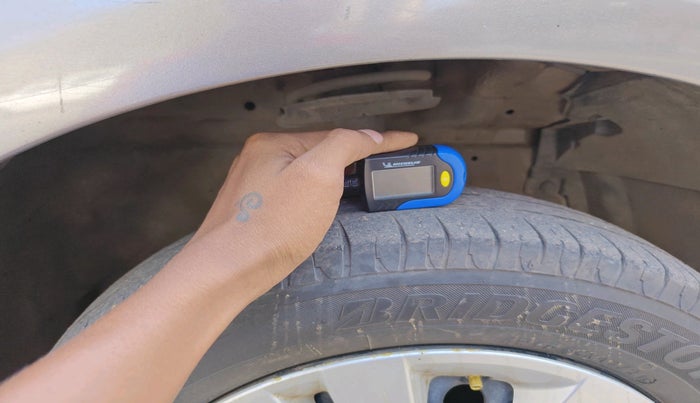 2013 Maruti Swift Dzire VXI, Petrol, Manual, 62,169 km, tyre