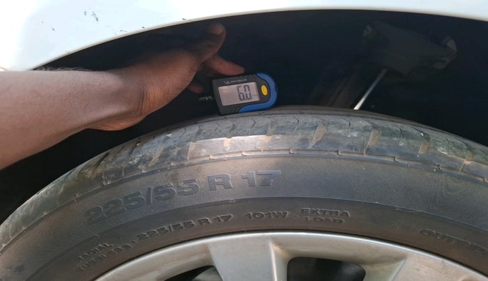 2011 Audi A6 2.0 TDI, Diesel, Automatic, 1,37,997 km, tyre