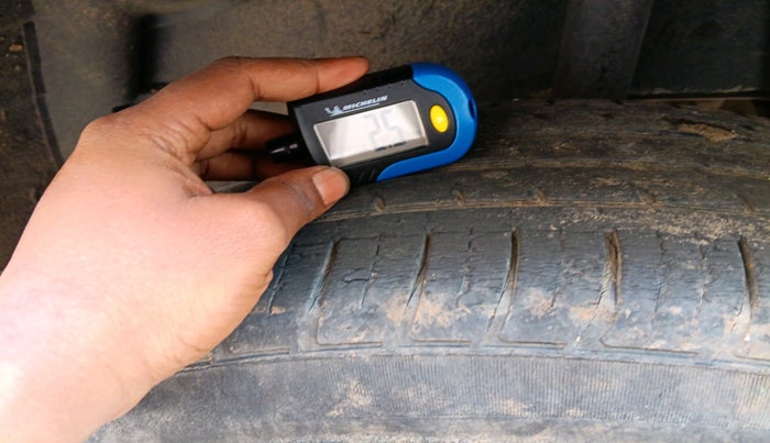 2016 Renault Duster 110 PS RXL DIESEL, Diesel, Manual, 1,05,366 km, tyre