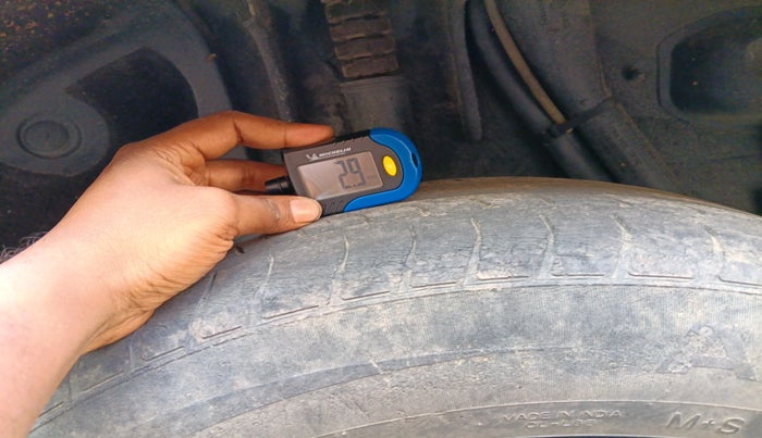 2016 Renault Duster 110 PS RXL DIESEL, Diesel, Manual, 1,05,366 km, tyre