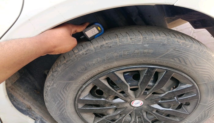 2022 Maruti Swift Dzire TOUR S-CNG (O), CNG, Manual, 46,630 km, tyre