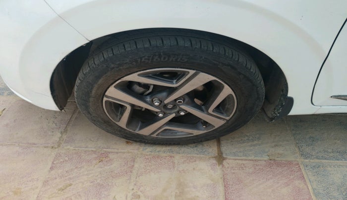 2022 Hyundai AURA S 1.2 CNG, CNG, Manual, 71,103 km, tyre