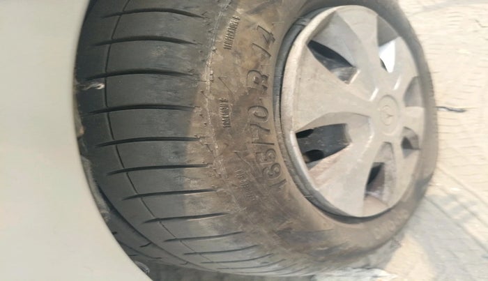 2015 Maruti Wagon R 1.0 VXI, CNG, Manual, 90,149 km, tyre