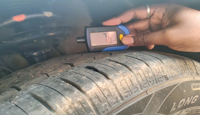 2019 Hyundai Elite i20 MAGNA PLUS 1.2, Petrol, Manual, 74,252 km, tyre