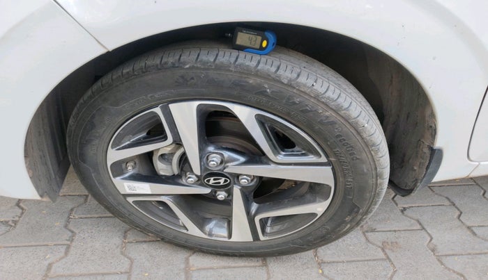 2024 Hyundai GRAND I10 NIOS SPORTZ AMT 1.2 KAPPA VTVT, Petrol, Automatic, 11,176 km, tyre