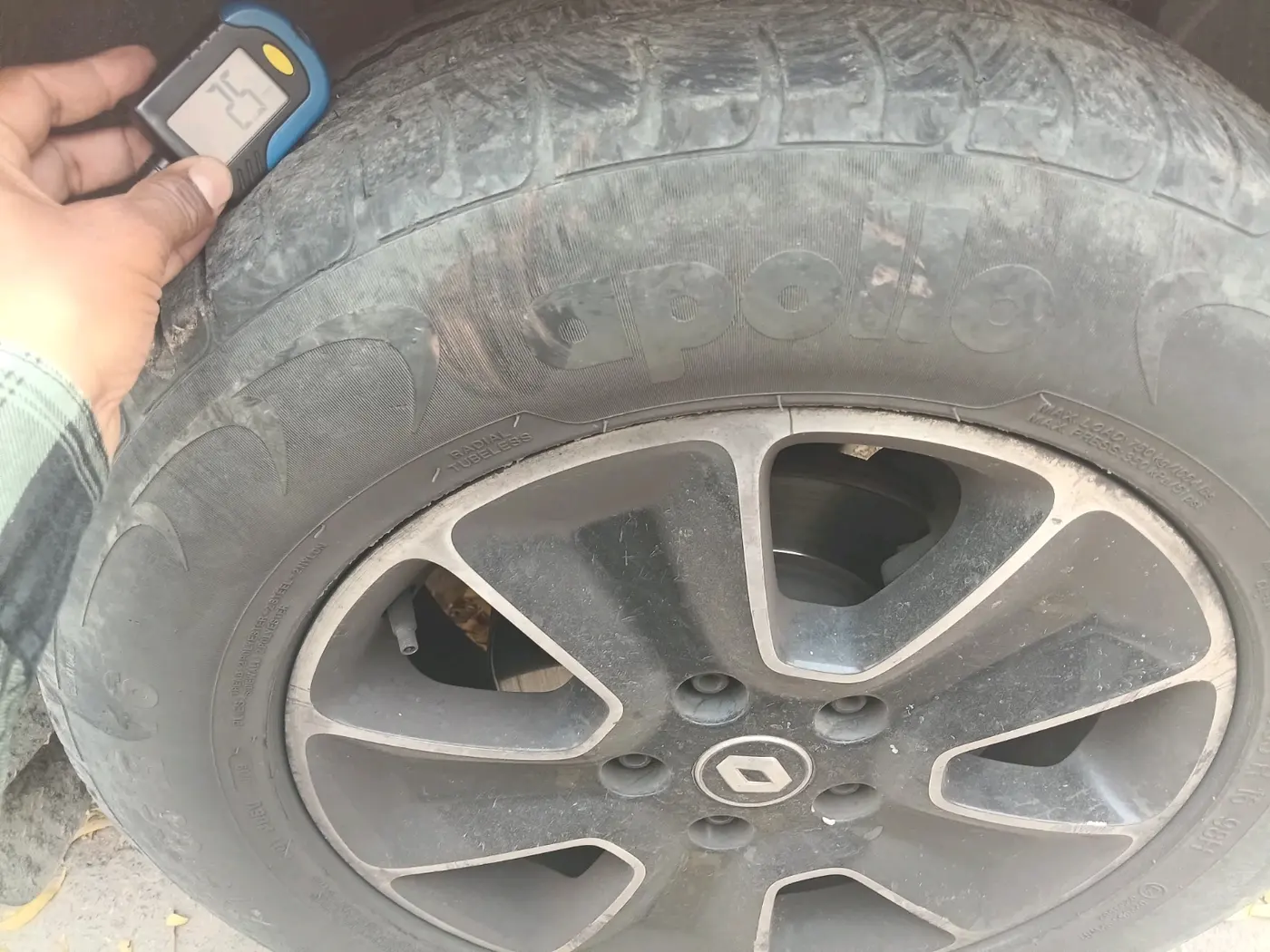2019 Renault Duster RXS CVT, Petrol, Automatic, 41,205 km, tyre