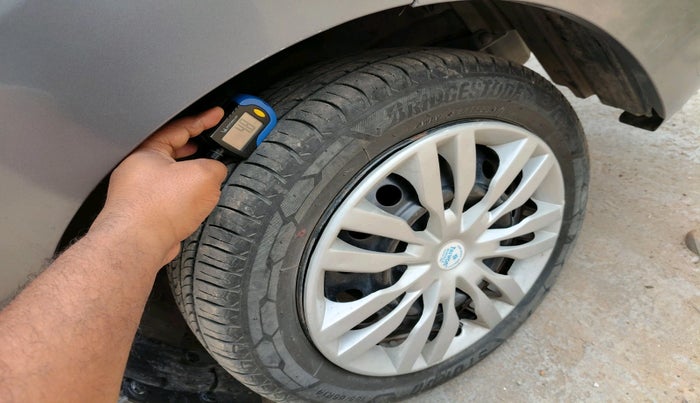 2017 Maruti Wagon R 1.0 VXI, Petrol, Manual, 51,554 km, tyre