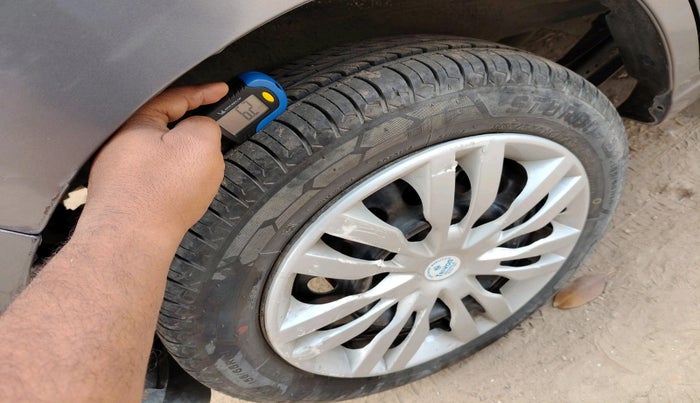 2017 Maruti Wagon R 1.0 VXI, Petrol, Manual, 51,554 km, tyre