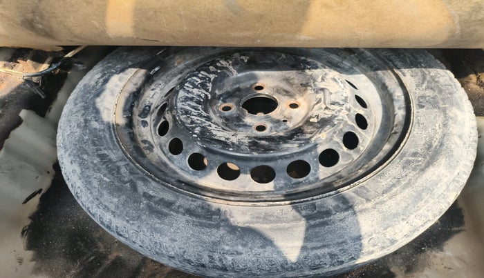 2011 Honda City 1.5L I-VTEC S MT, CNG, Manual, 1,02,701 km, tyre