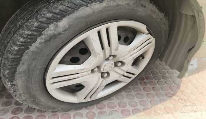 2011 Honda City 1.5L I-VTEC S MT, CNG, Manual, 1,02,701 km, tyre