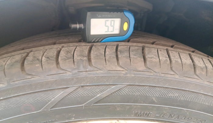 2013 BMW 5 Series 520D 2.0, Diesel, Automatic, 90,527 km, tyre