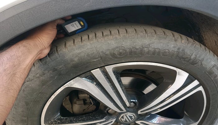 2021 MG ASTOR SHARP 1.5 CVT IVORY, Petrol, Automatic, 48,617 km, tyre