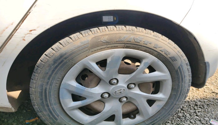 2018 Hyundai Grand i10 MAGNA 1.2 KAPPA VTVT, CNG, Manual, 1,38,193 km, tyre